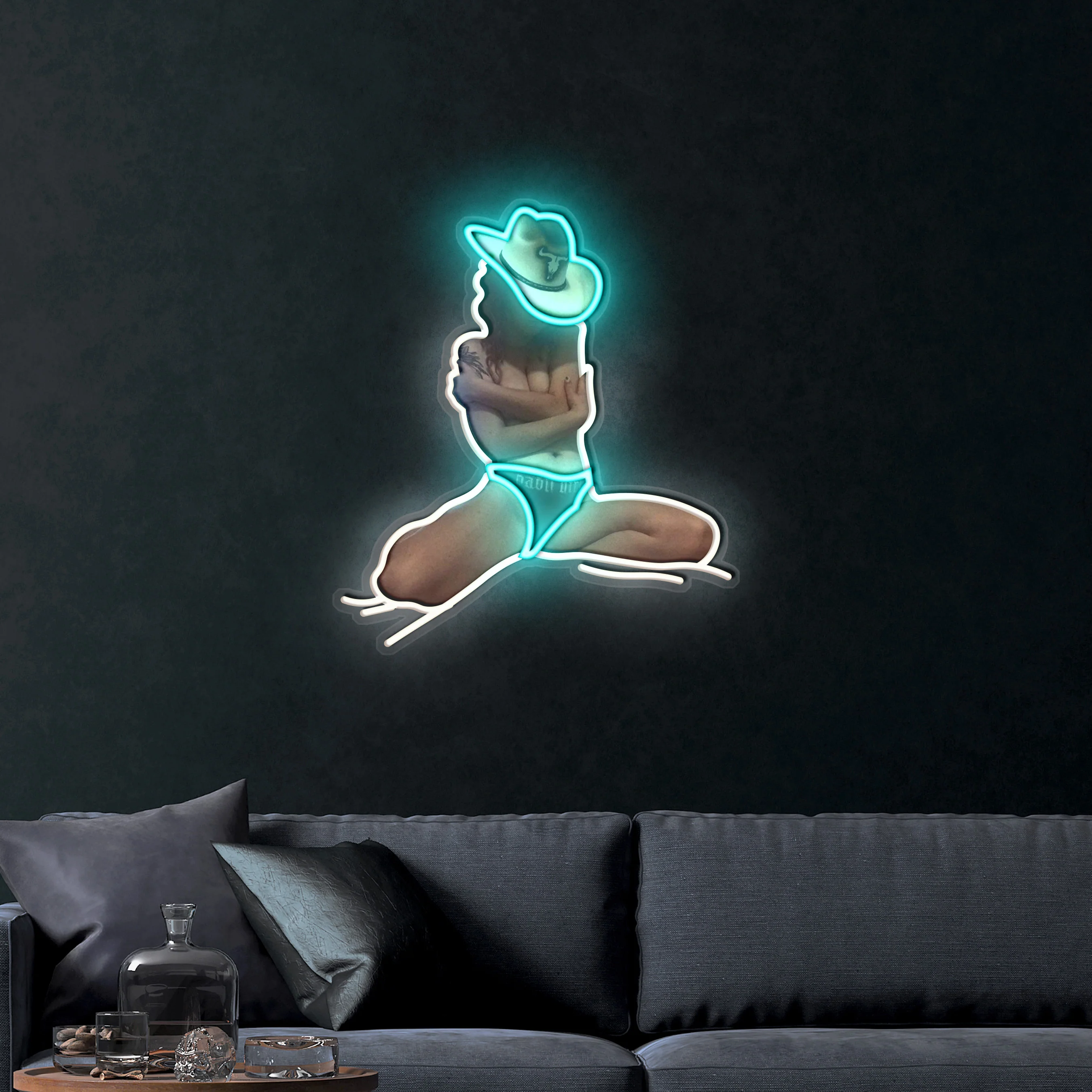 Body Silhouette – Premium Neon Artwork