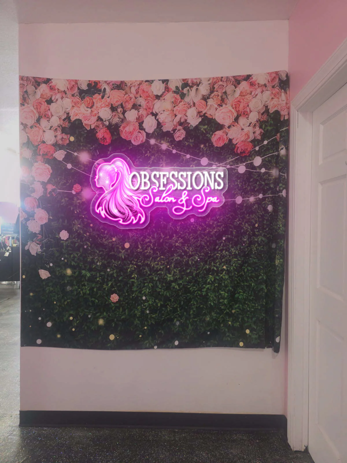 OBSESSIONS Salon & Spa - Premium Neon Artwork