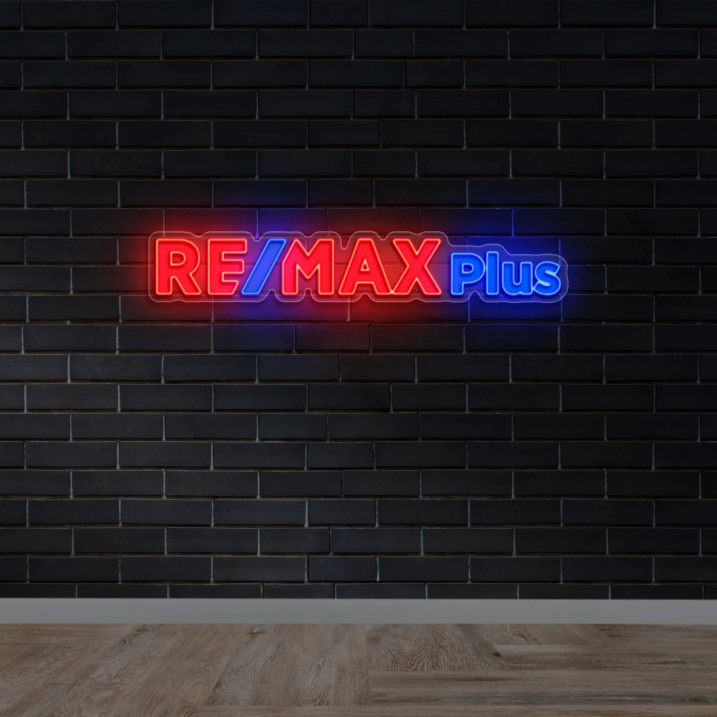 RE/MAX Plus - Premium Neon Artwork
