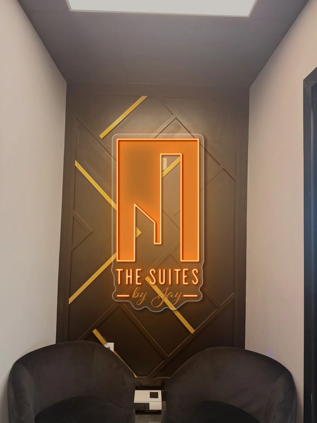 THE SUITES BY JAY – Premium Neon Artwork